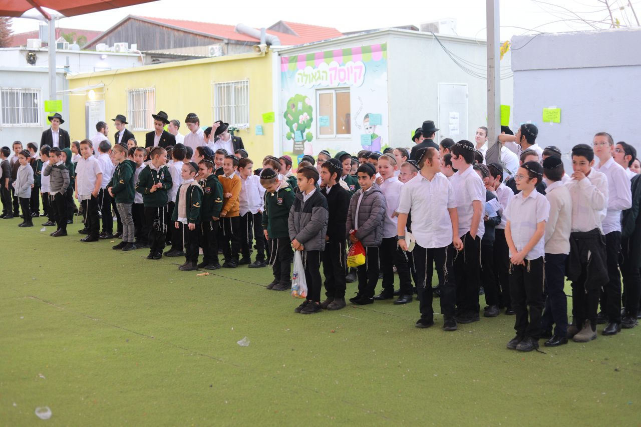 חיילי כפר חב״ד בדרישה מחודשת להתגלות